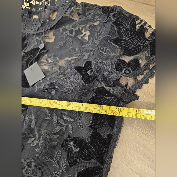 Nanette Lepore Trickery Top - Picture 5 of 9